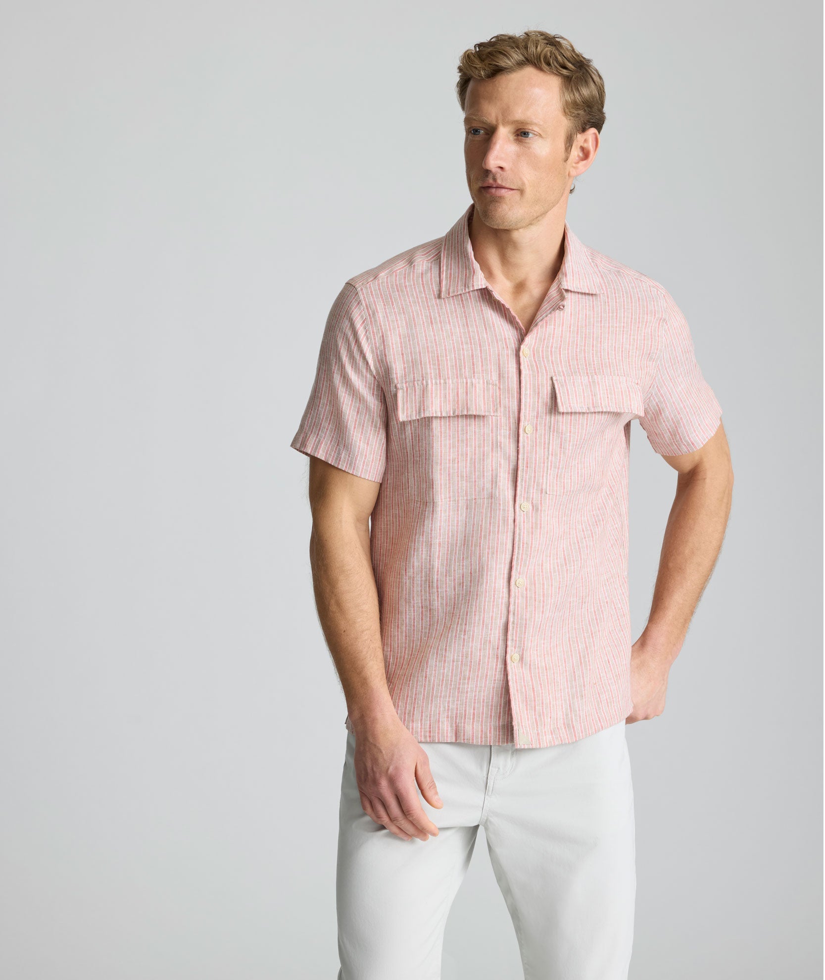 Chemise Finnegan à manches courtes en lin infroissable