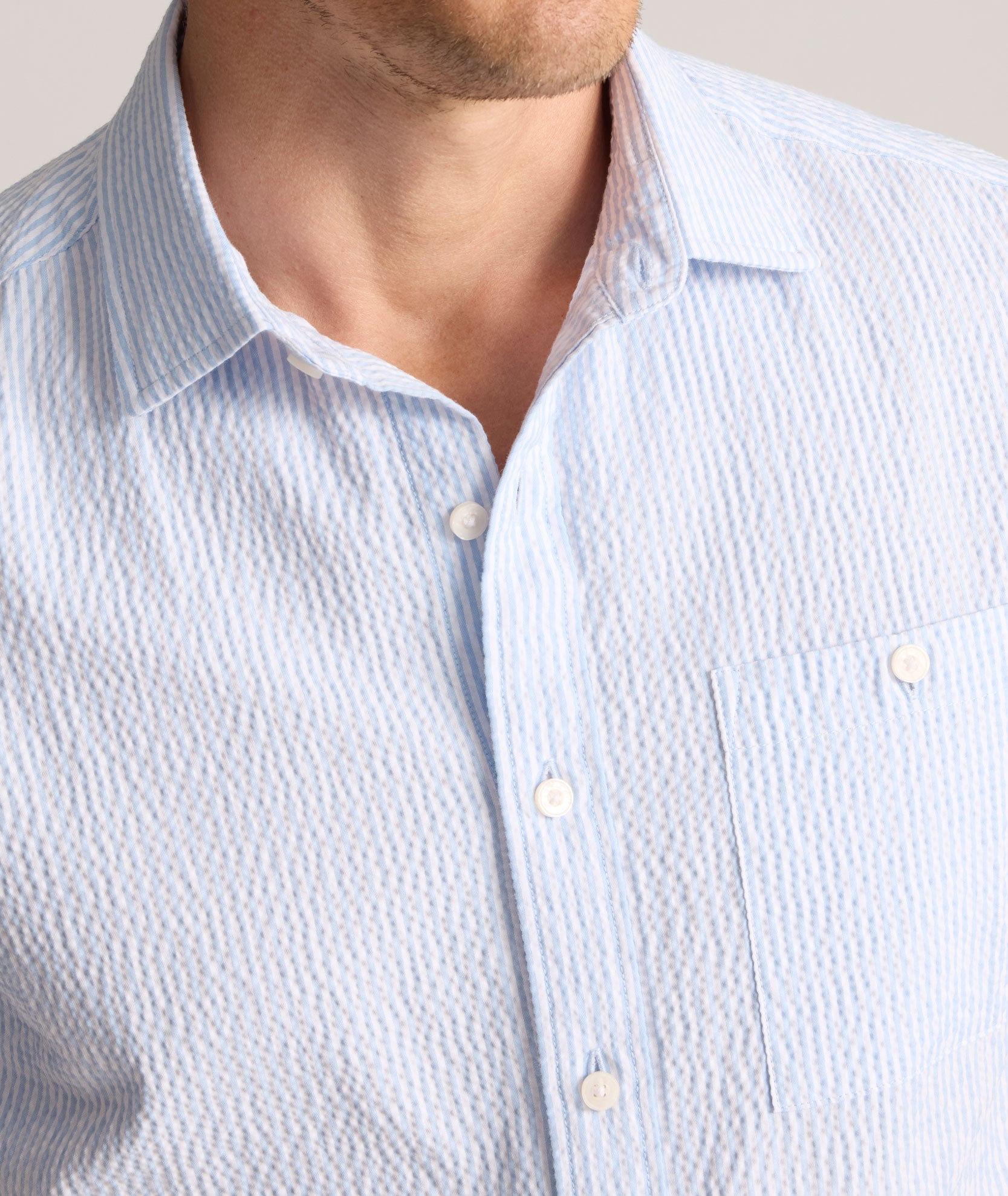 Chemise à manches courtes en seersucker de performance