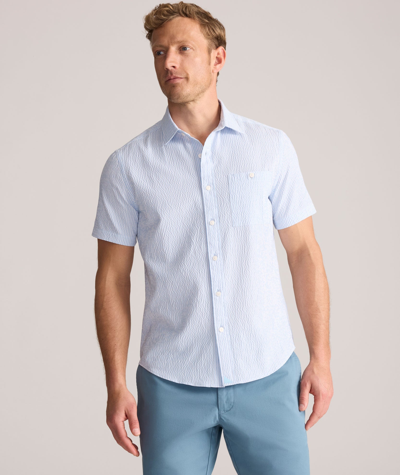 Chemise à manches courtes en seersucker de performance