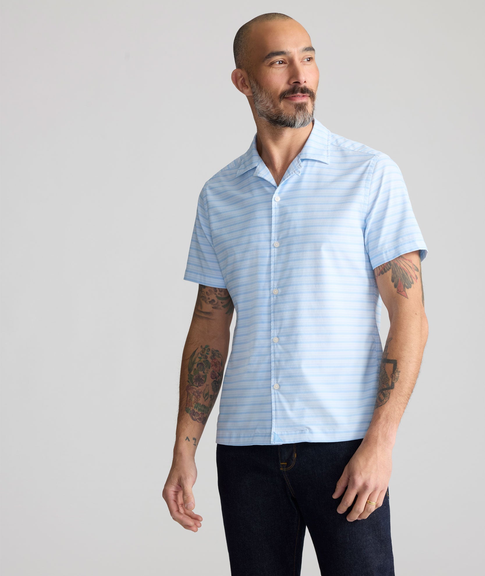 Chemise à manches courtes et col cubain Performance