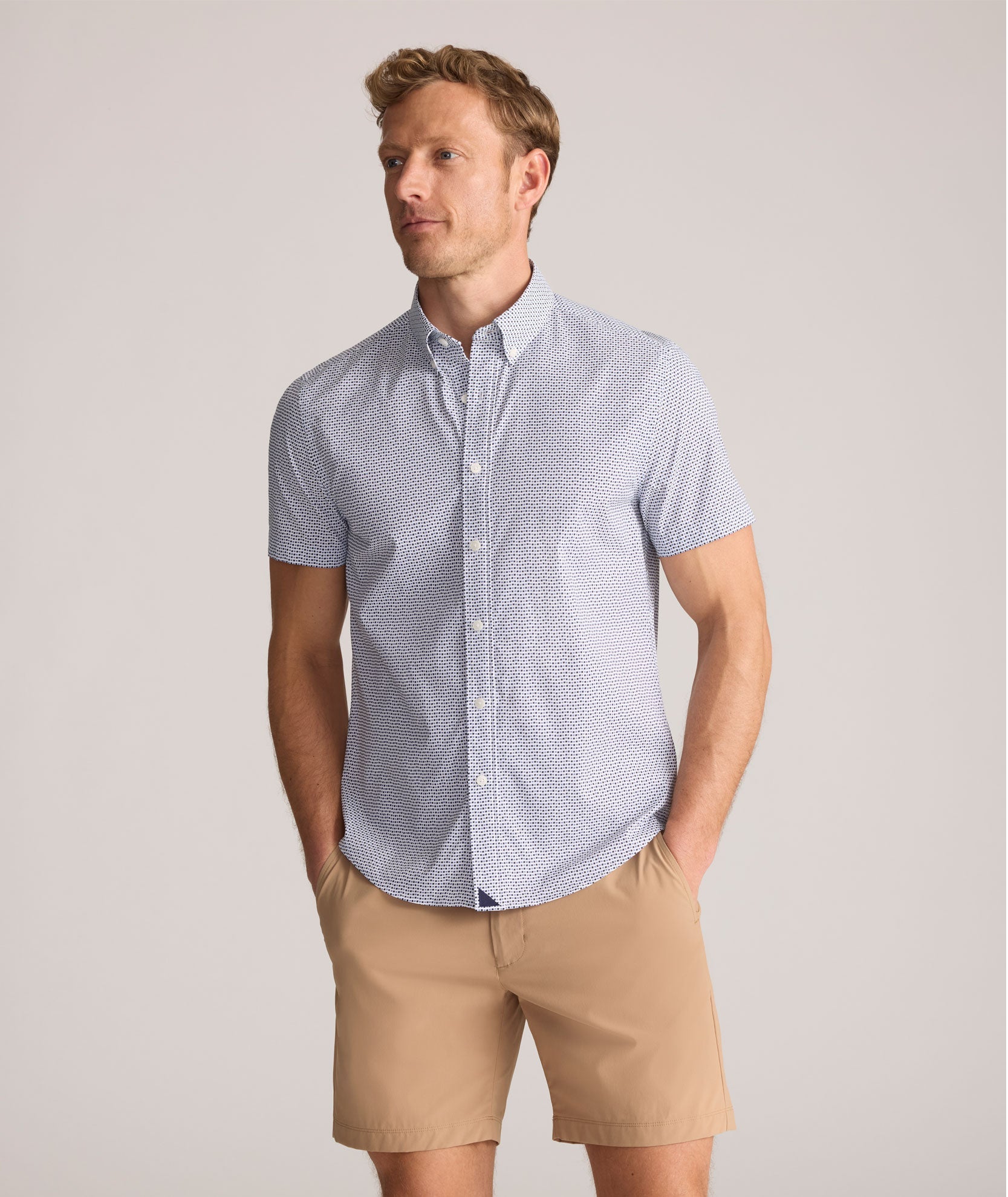 Chemise Nouveau à manches courtes et performante