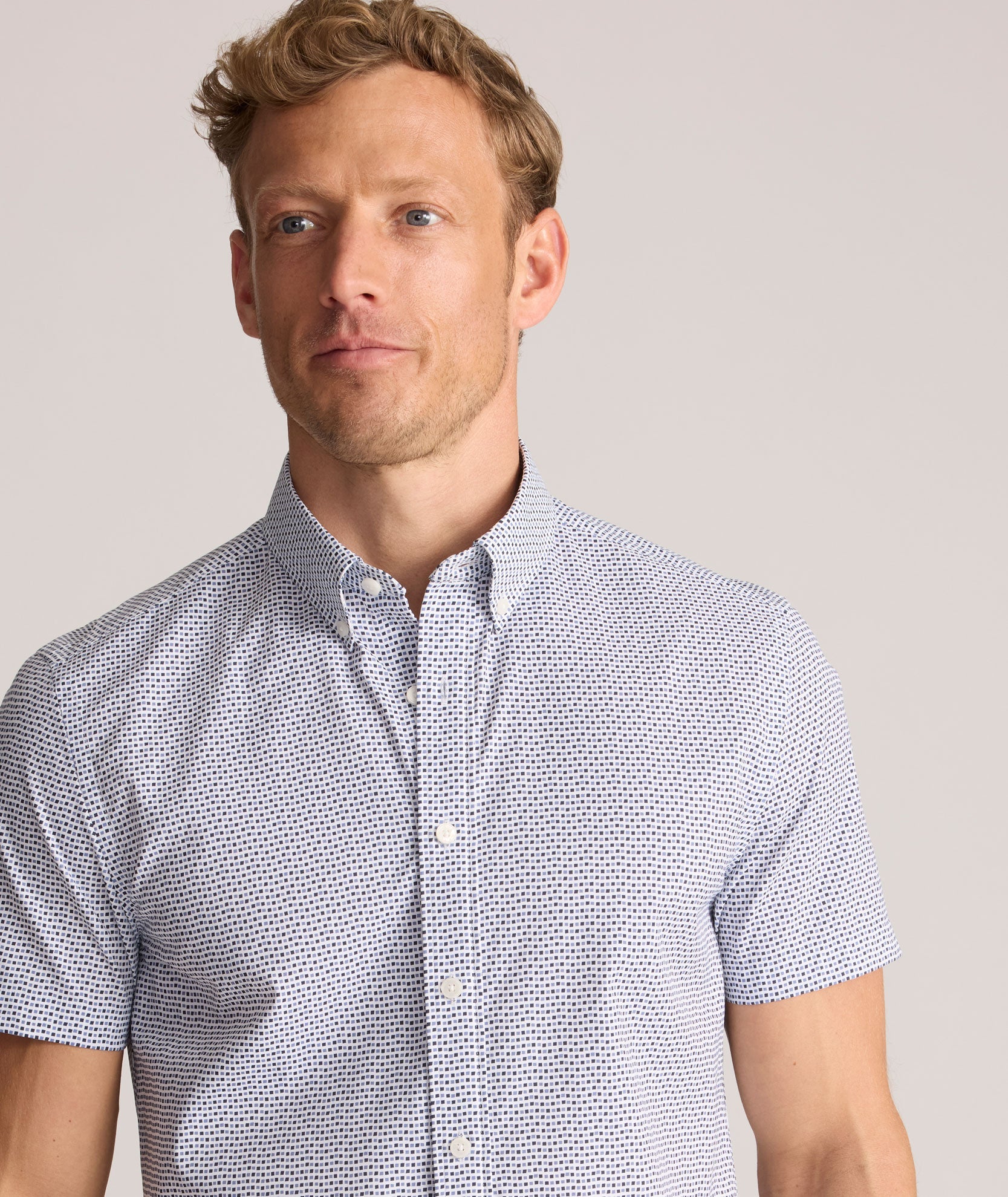Chemise Nouveau à manches courtes et performante